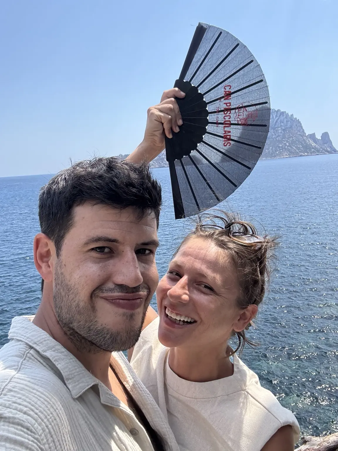 Toni Funoy e Iulia Giurgi, propietarios de Can Piscolabis, en Ibiza